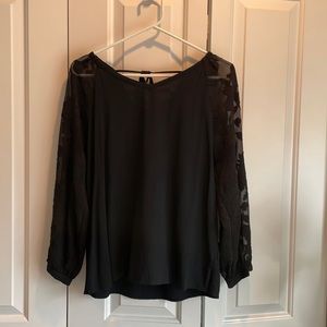 Black V-Back Top - Loft